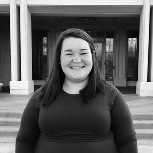 Meet your Posher, Dakota